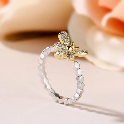 New Design Lovely Mini Animal Little Bee Finger Ring for Women Fashion Insect Ring Fine Jewelry